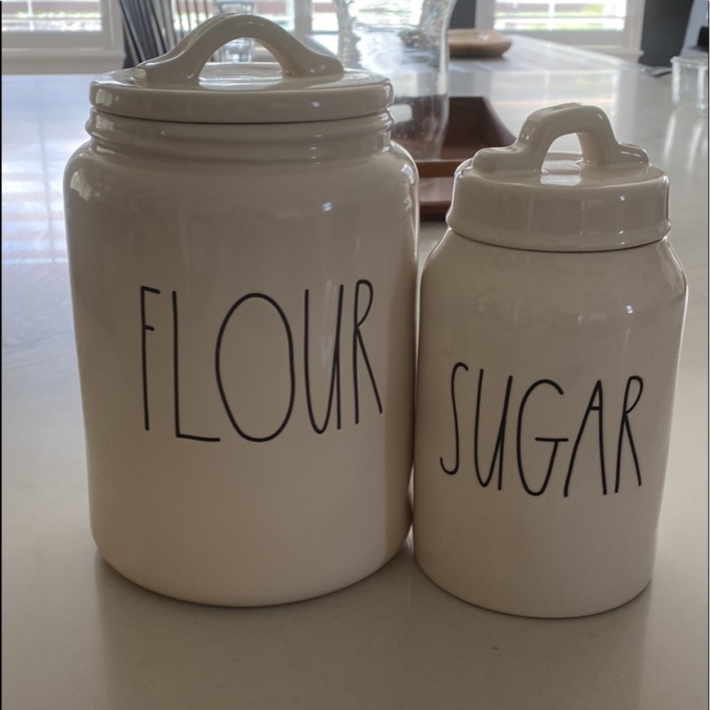 Rae Dunn Canister set